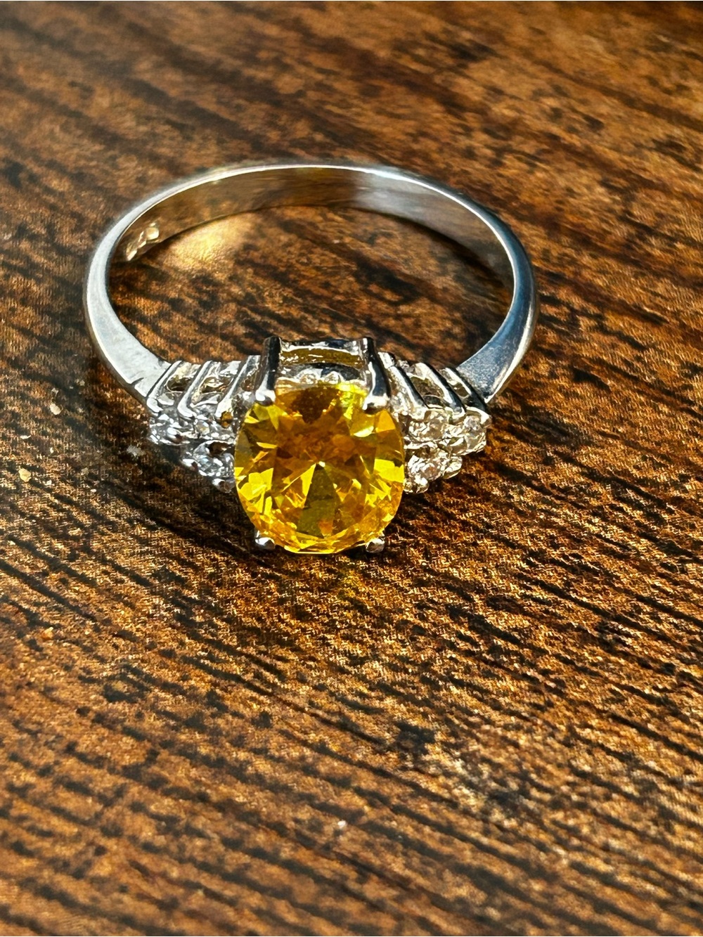 Sterling Silver Ring with Oval Yellow Stone (Stamped 925 Inside) Vintage